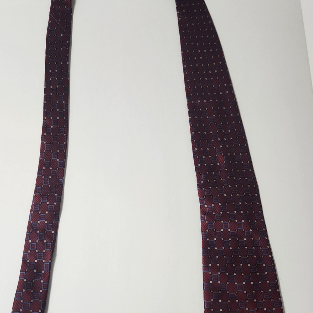 Nautica Silk Maroon and Blue Geometric Tie - Picture 3 of 3